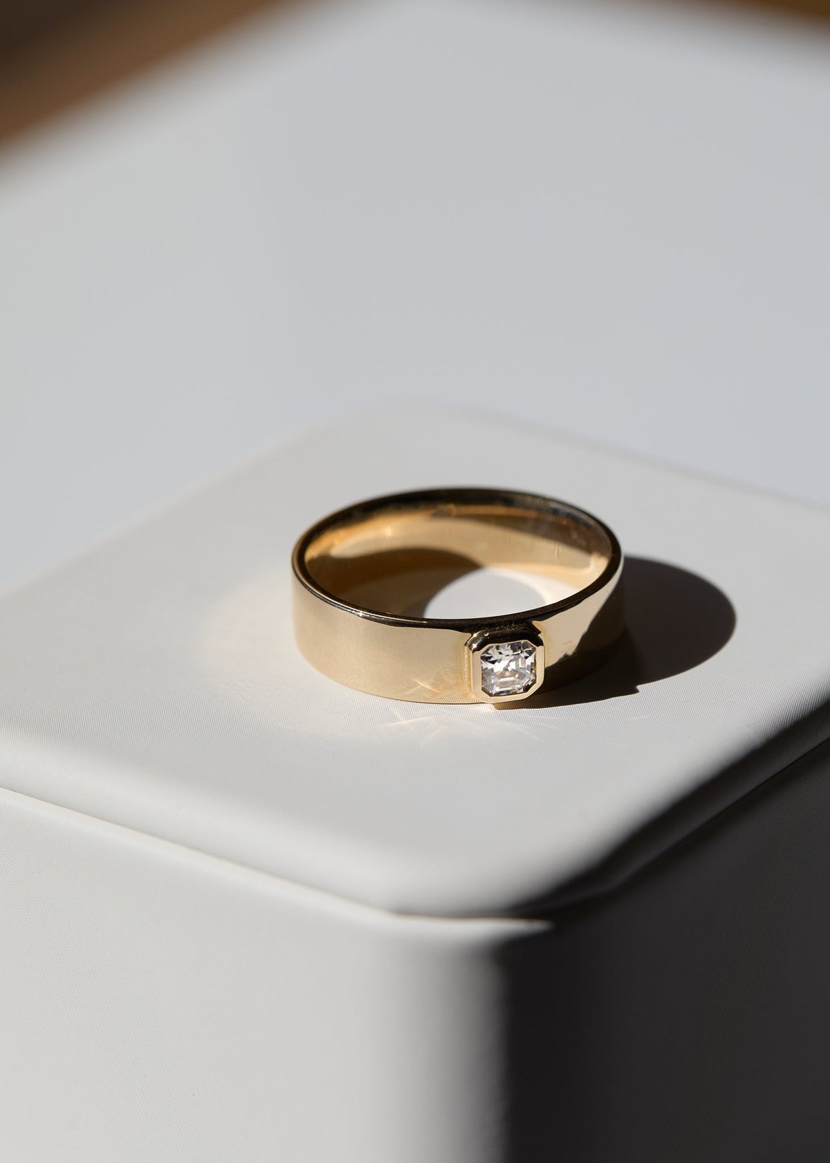 Men's Accent Ring Imagen principal del producto