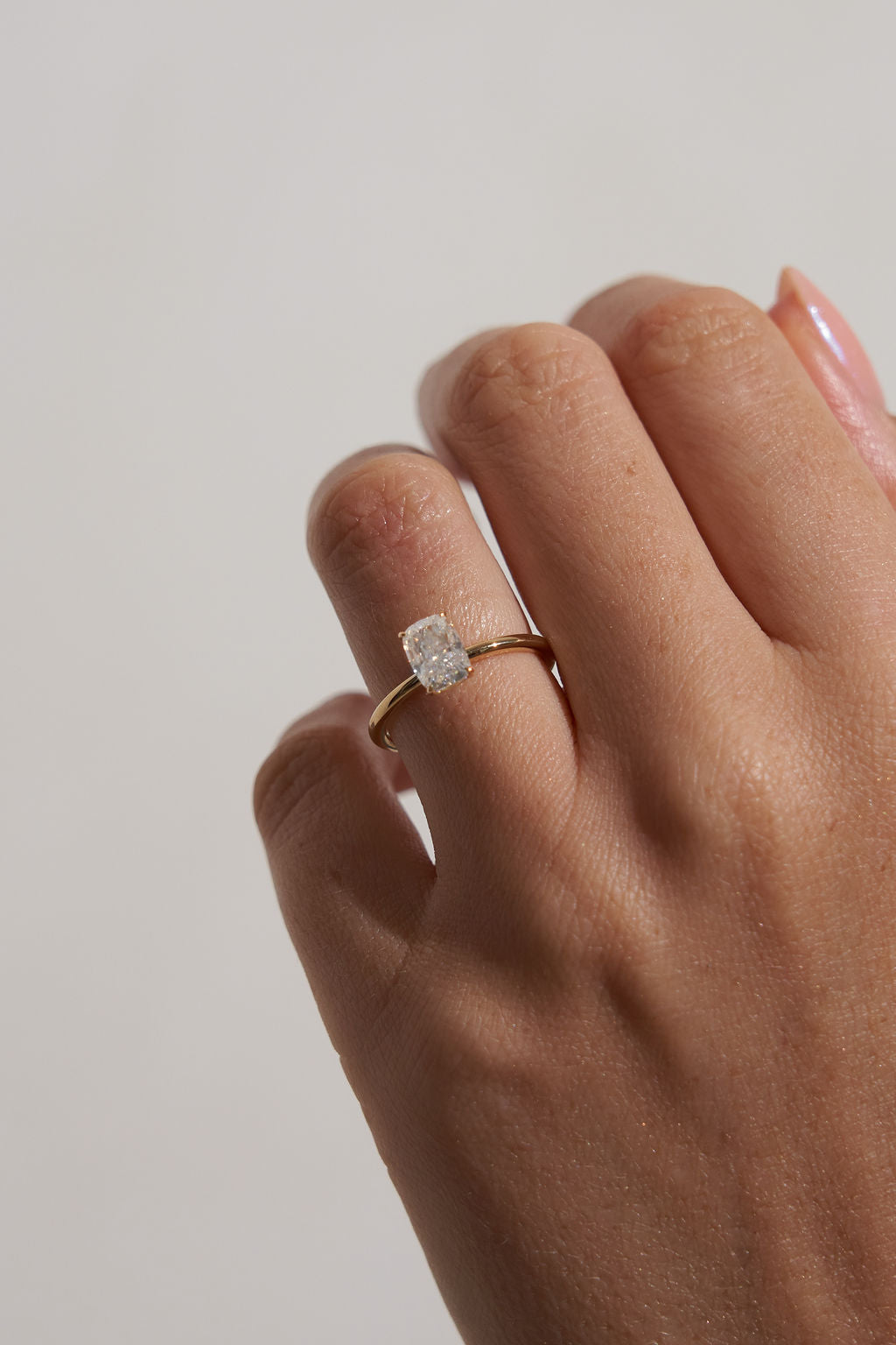 Cushion Solitaire (Elongated) Zweitbild