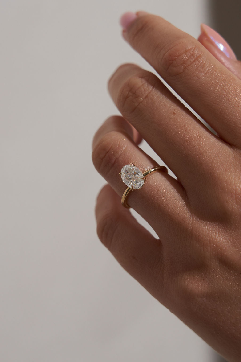 Oval Solitaire Secondary image