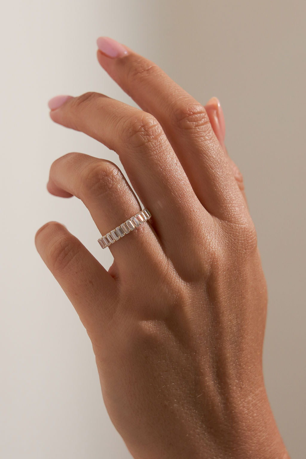 Large Baguette Wedding Band Imagen secundaria del producto