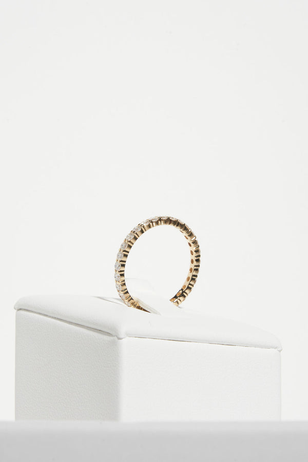 Medium Pave Round Wedding Band
