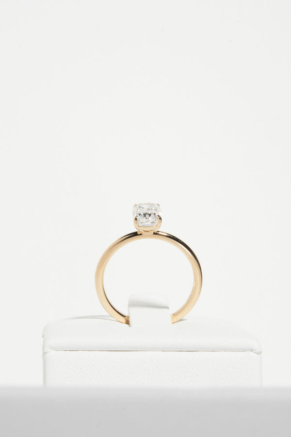 Cushion Solitaire (Elongated)
