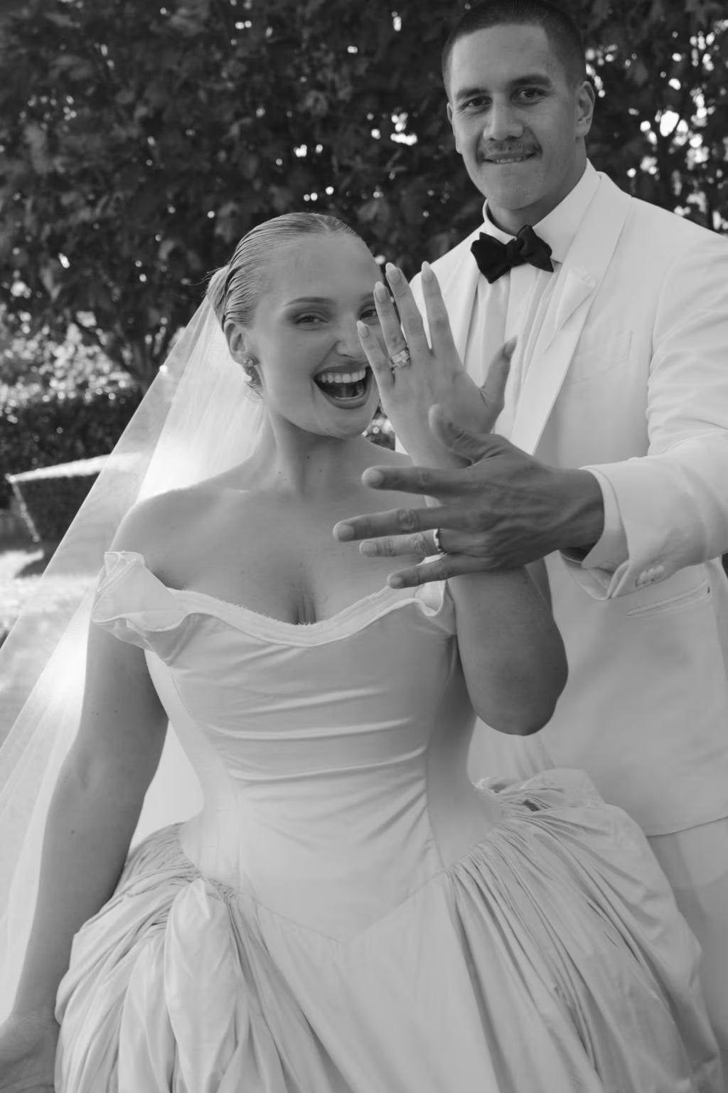 Riley Wedding Band Imagen principal del producto