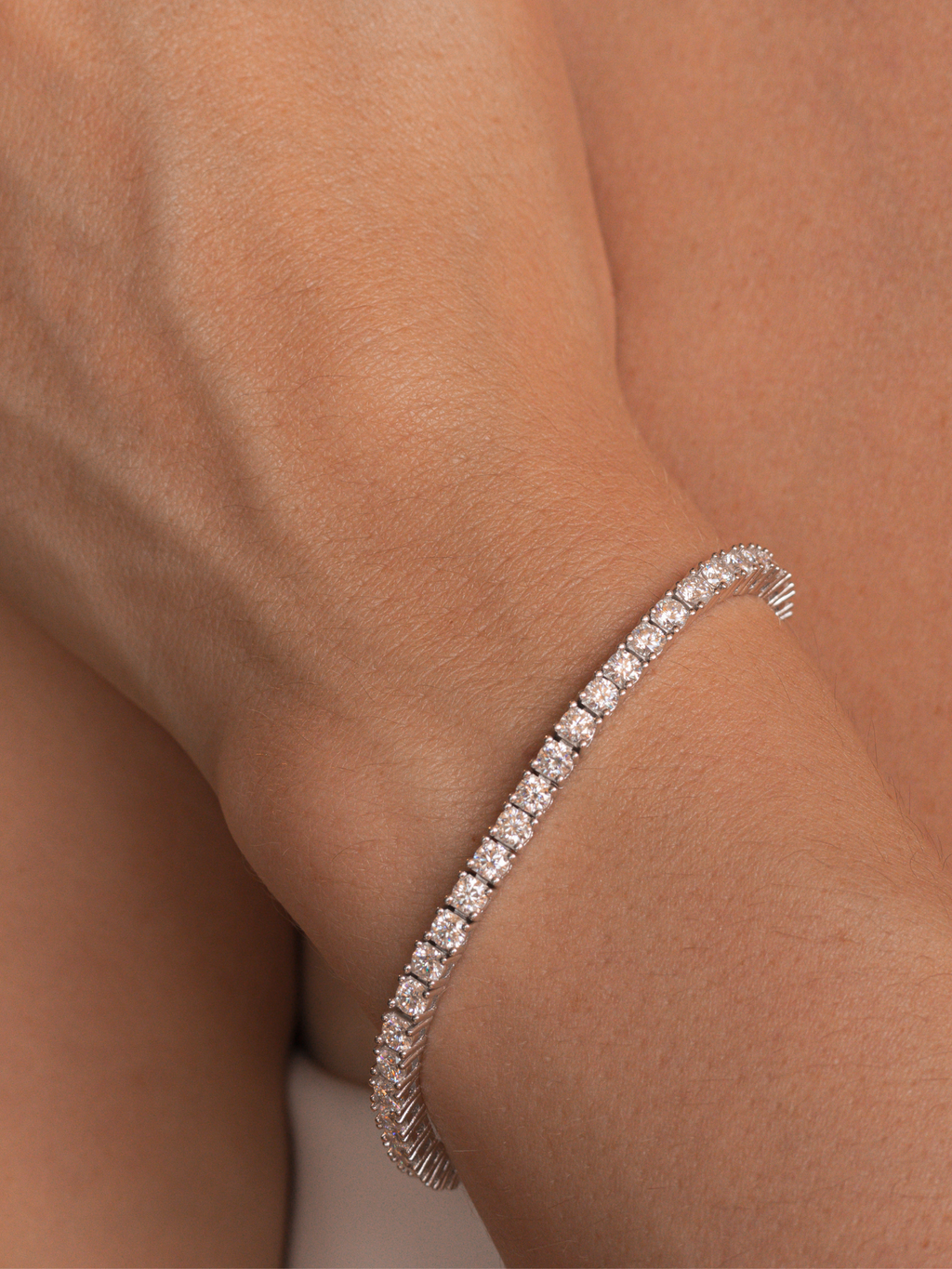 Classic Tennis Bracelet - Moissanite
